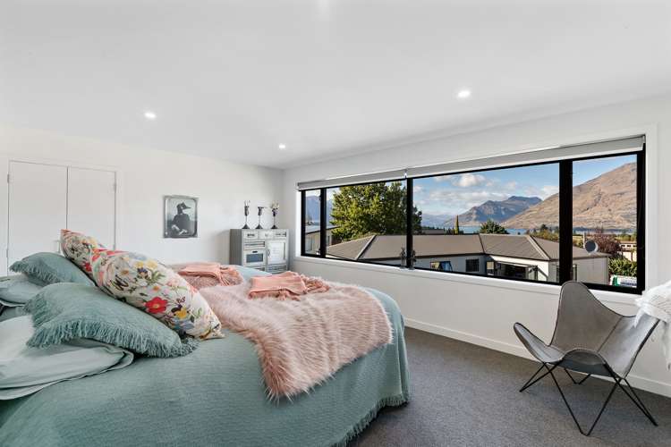 3 Panorama Place Queenstown_22