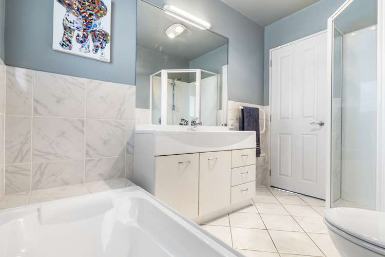 28a Captain Scott Road Glen Eden_13