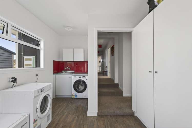 53 Cumming Street Okato_16