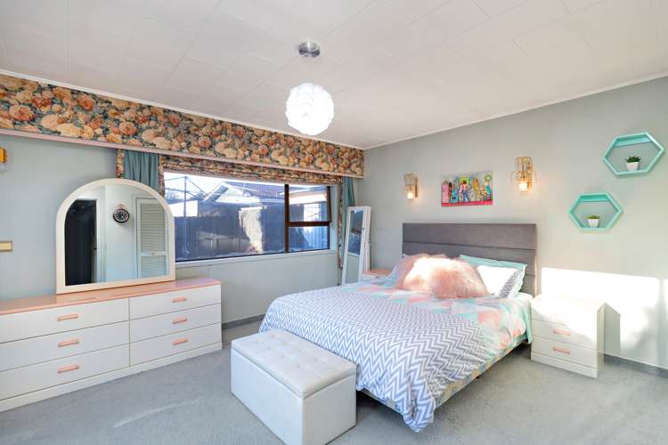 16 Exeter Street Stoke_8