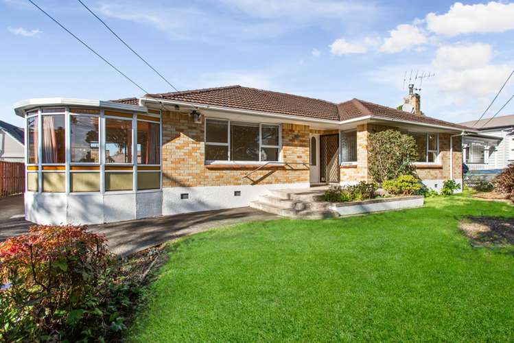 2A Aratonga Avenue Greenlane_0