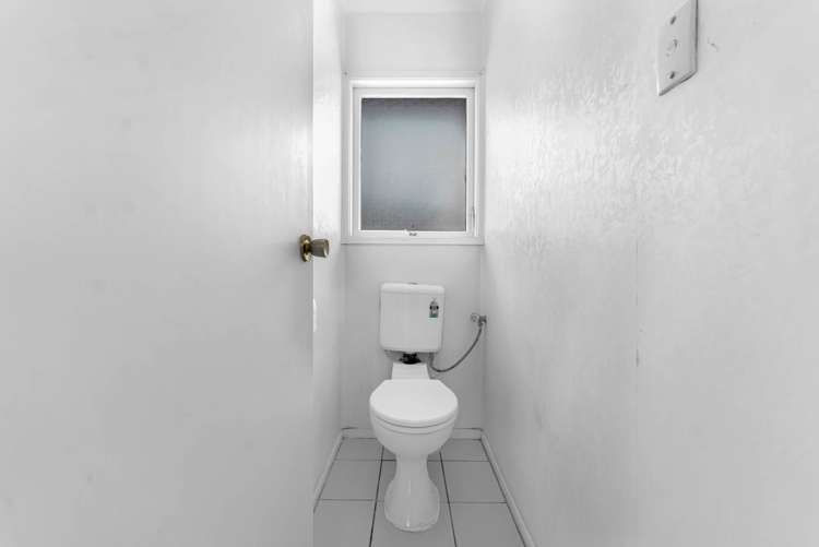 26 Maugham Drive Bucklands Beach_23