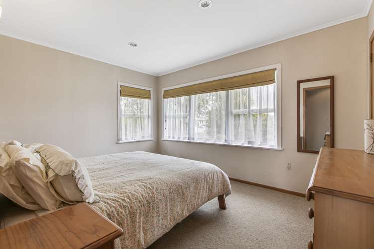 17 Edmund Hillary Avenue Papakura_16