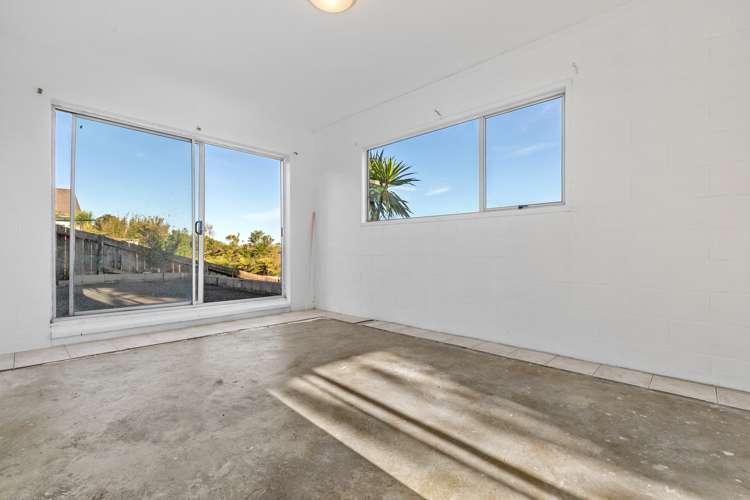 216 Glamorgan Drive Northcross_29