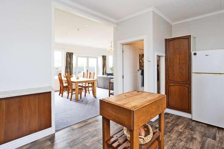 787 Queens Drive Waikiwi_5