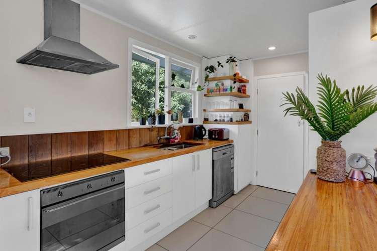 13 Brixham Place Merrilands_3