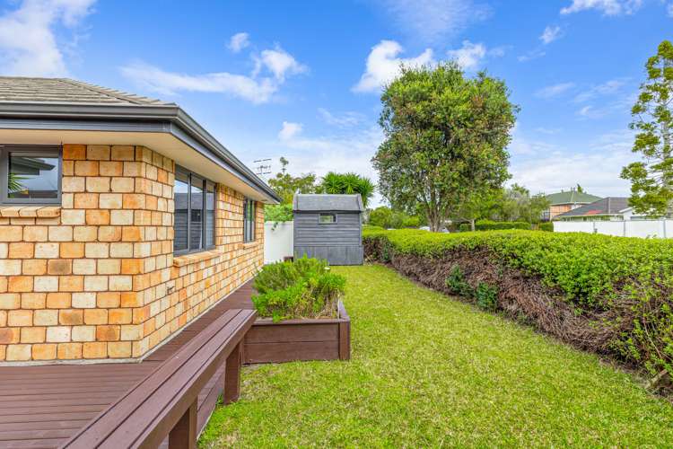 26 Moor Avenue Te Atatu Peninsula_12
