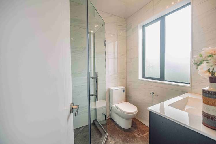 81 Thomas Road Flat Bush_16