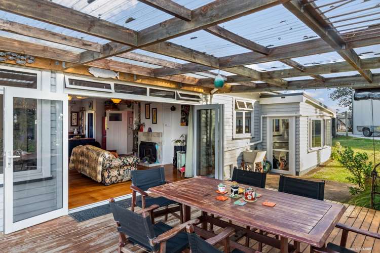 348 Gleeson Road Pollok_12