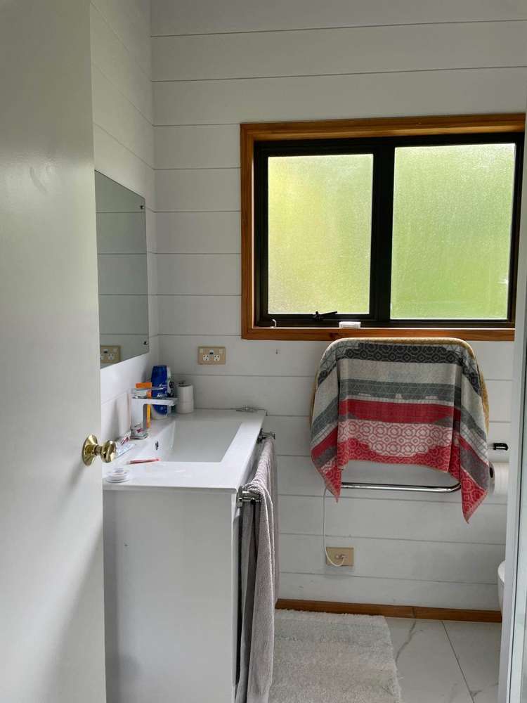 49 North Road Clevedon_16