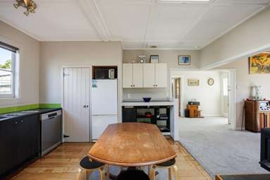 211 Georges Drive_3