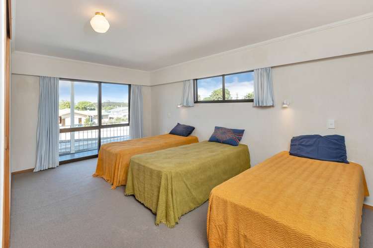 14 Albany Road One Tree Point_13