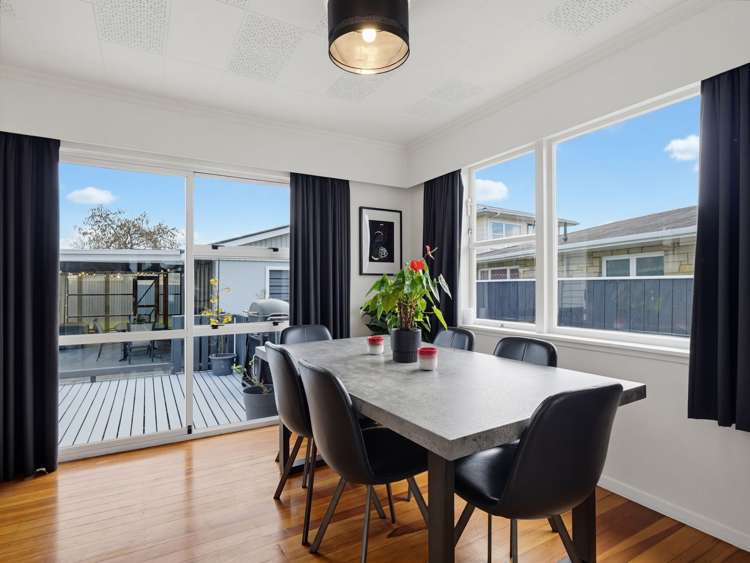 56 Lockhart Avenue Milson_10