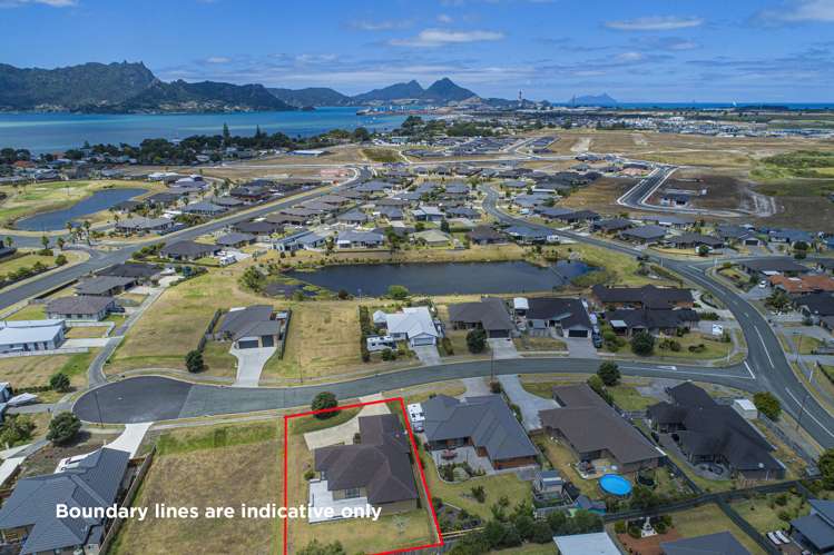 7 Sando Way One Tree Point_19