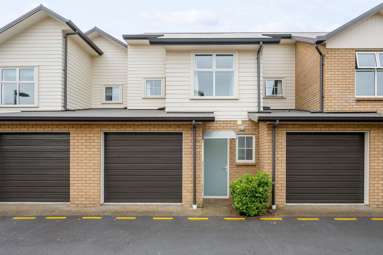 3 Chiefs Court_1