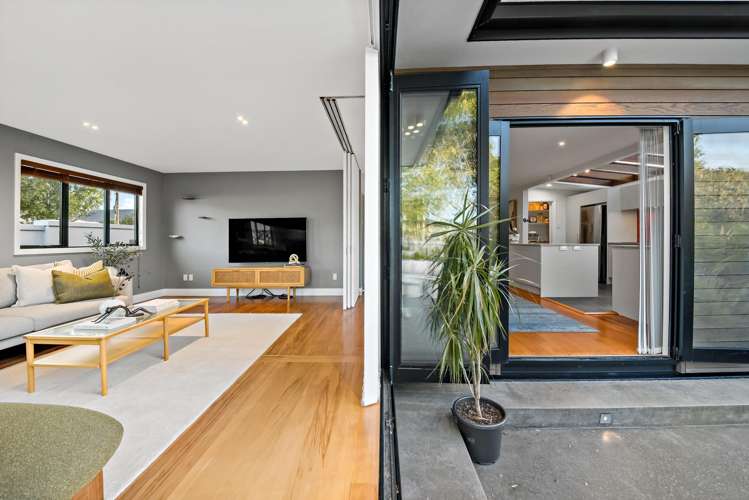38 Wainui Avenue Point Chevalier_4