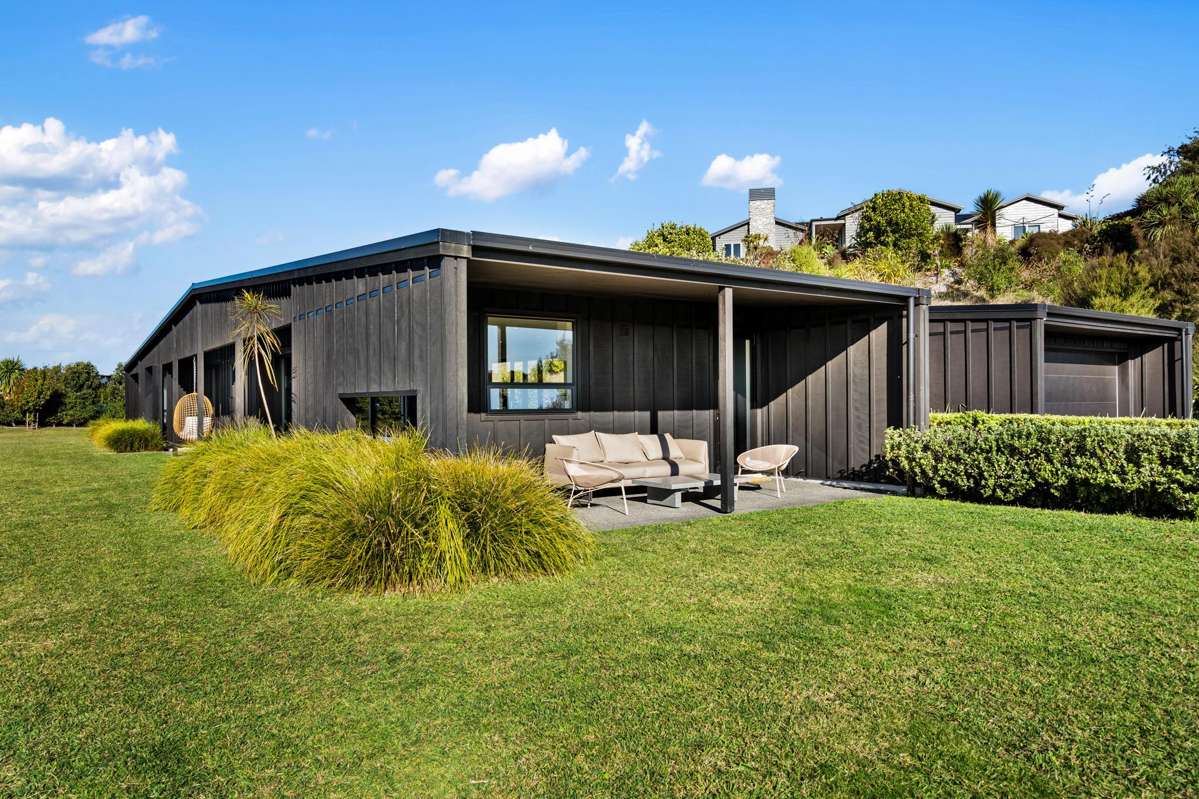 7 Heipipi Drive, Esk Hills Estate_1