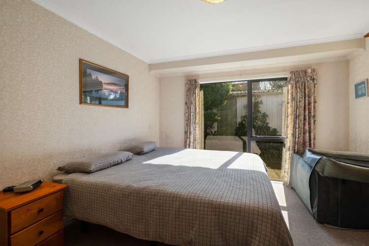 4 Marina Way Athenree_12
