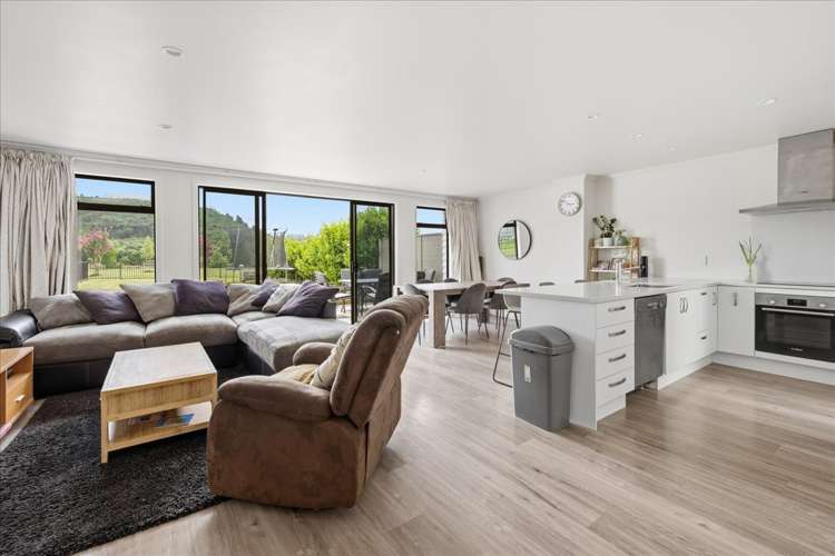 103 Awataha Crescent Pyes Pa_4