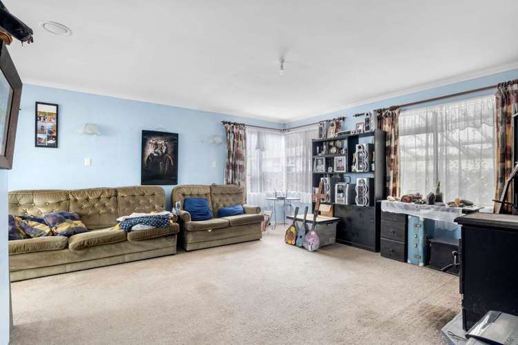 212 Tyndall Road Outer Kaiti_8