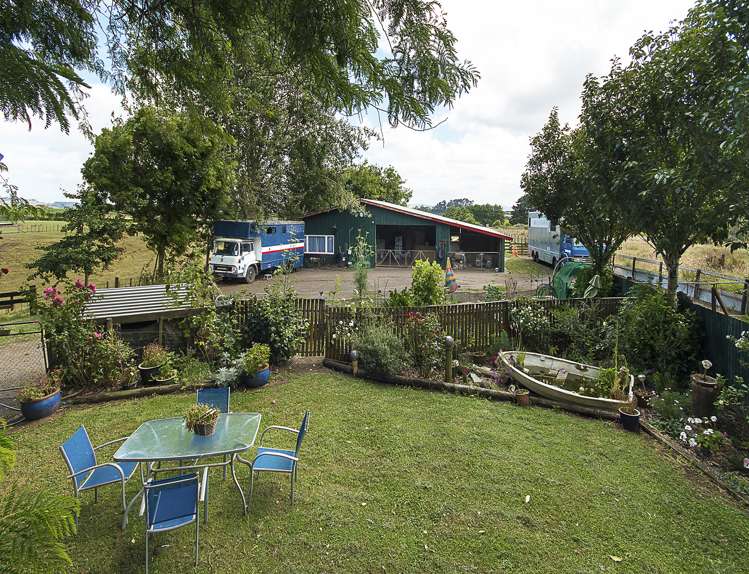 32 Hunter Road Pukekawa_9