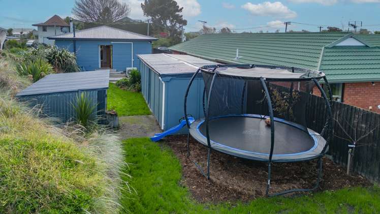 67 Effingham Street North New Brighton_30