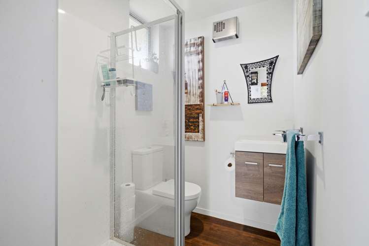 1A Inwoods Road Parklands_10