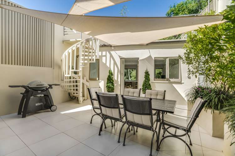 44 Scarborough Terrace Parnell_6