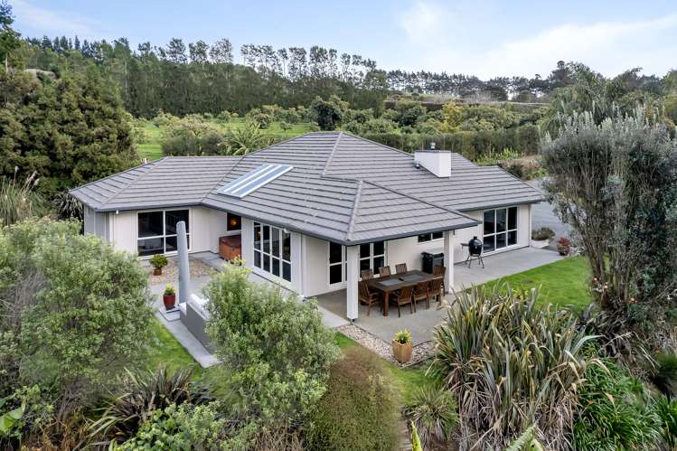 77 Te Kowhai Drive_0