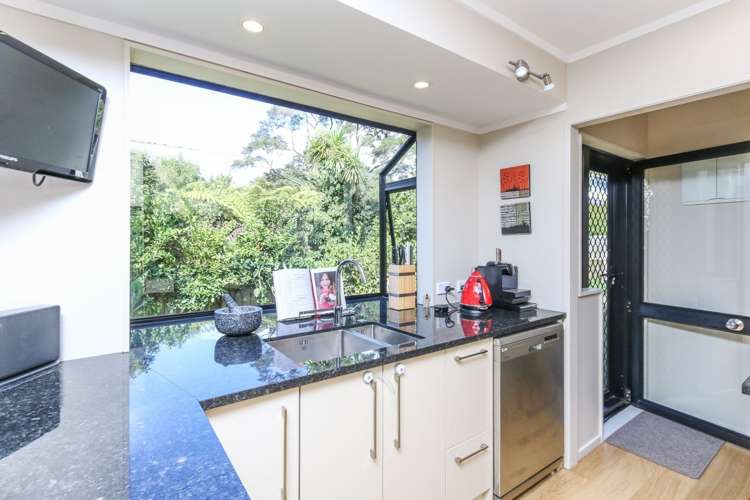 19c Kay Drive Blockhouse Bay_10