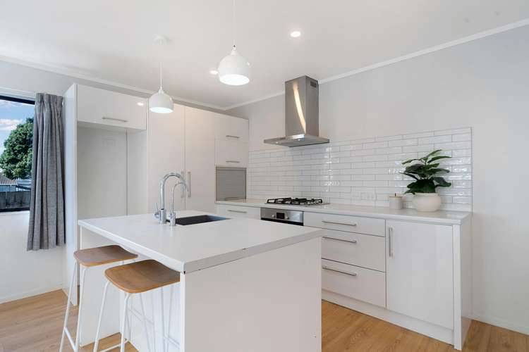 1/134 Mcleod Road Te Atatu South_6