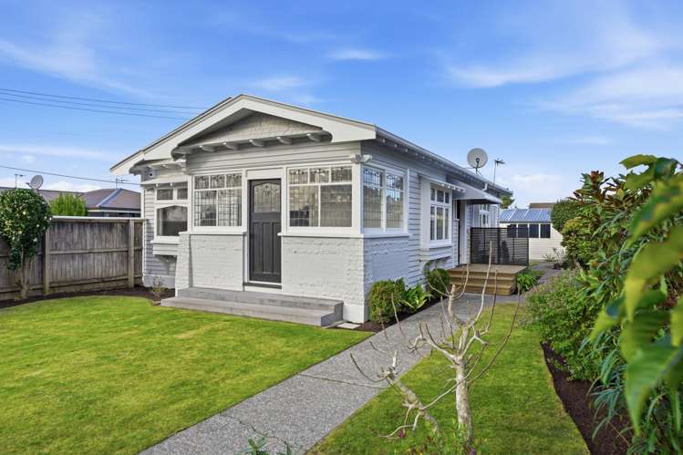 34 Poulton Avenue Richmond_0