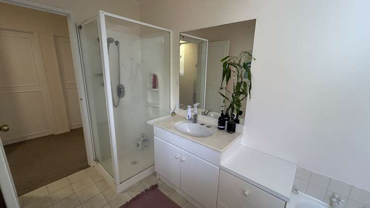 23 Murvale Drive Bucklands Beach_12