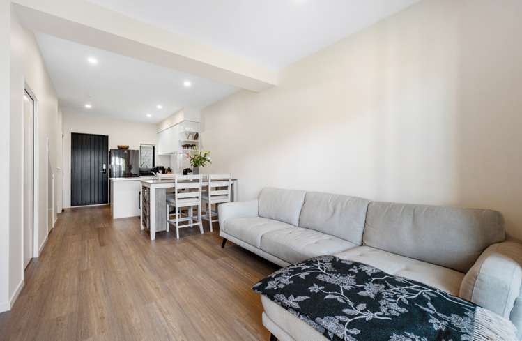 15/47a Huntington Drive Huntington Park_3