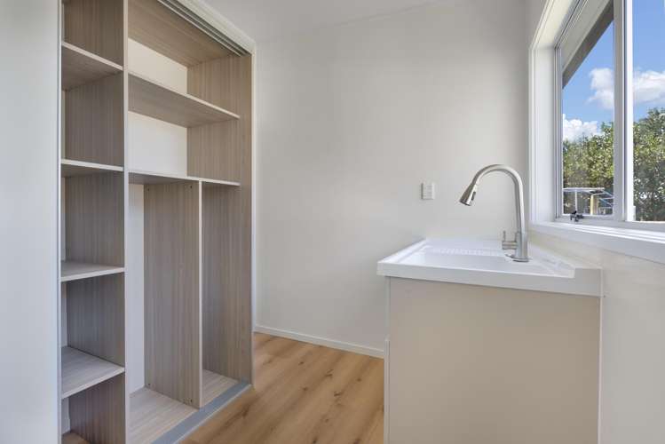 37a Doment Crescent Orewa_12