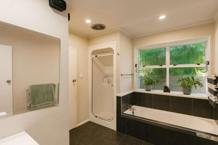 7 Lockhart Avenue Milson_19