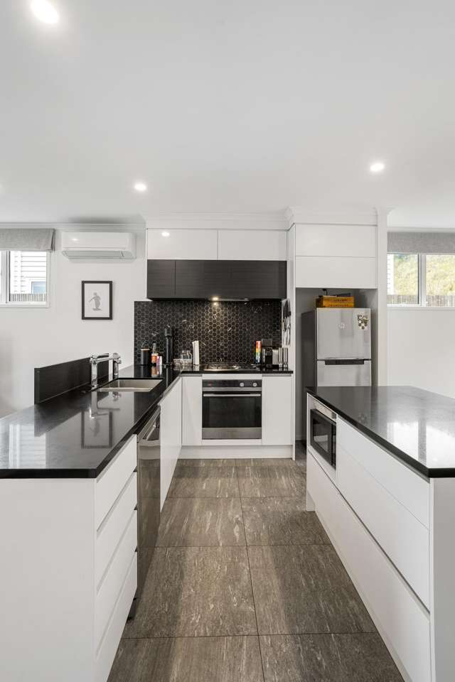 29 Sanremo Lane Stanmore Bay_2