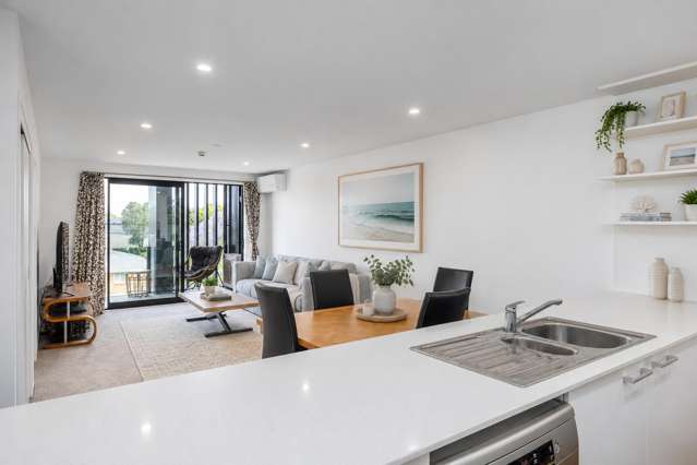 57/8 Thompson Park Road Mount Wellington_2
