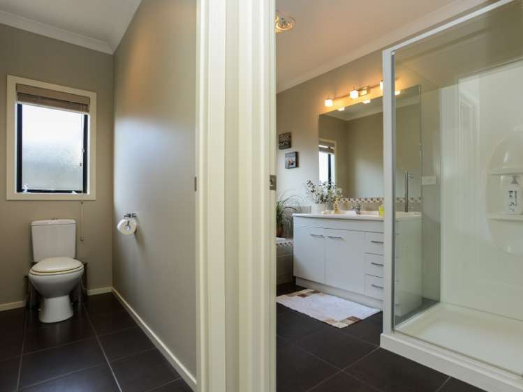 212 Nottingley Road Frimley_14