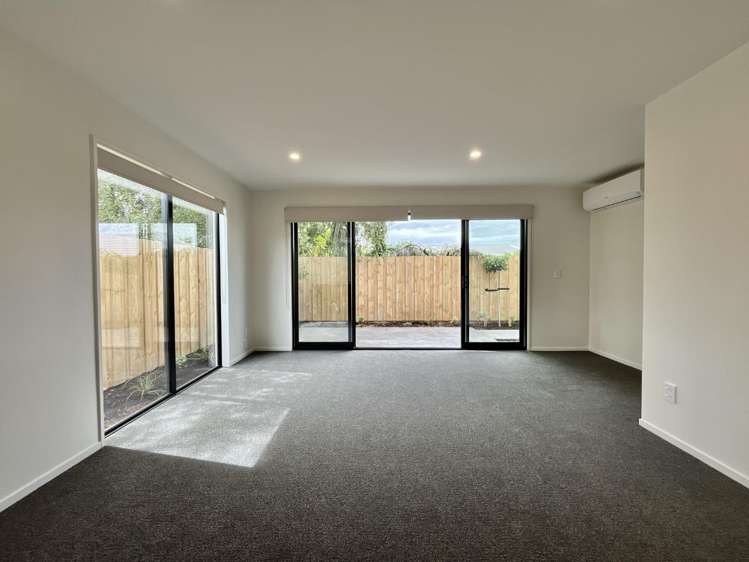 4/27 Evesham Crescent 10222_4