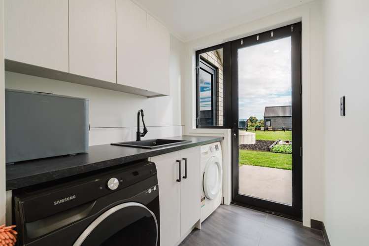 137 Pilot Drive Ngahinapouri_16