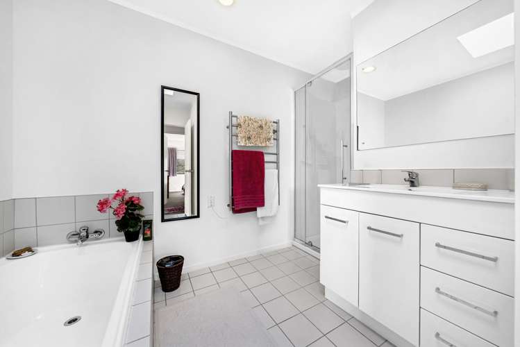 1/27 Lochend Place Highland Park_26