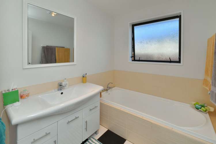 5 Lacy Gate Place Woodend_13