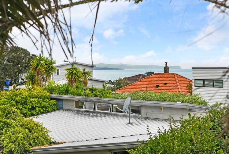 82 Rukutai Street Orakei_12