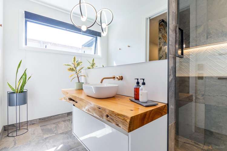 24b Grants Road Marchwiel_13