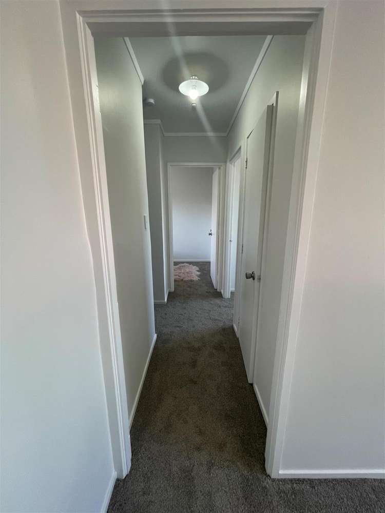 3/4046 Great North Road Glen Eden_7