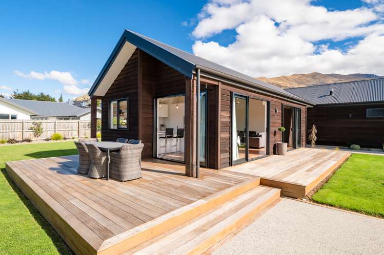 45 West Meadows Drive Wanaka_24