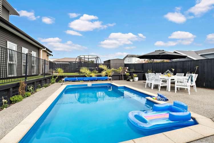 30 Defender Crescent Beachlands_5