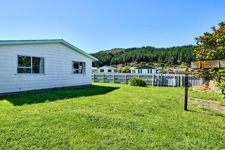 1 Weymouth Grove Wainuiomata_14