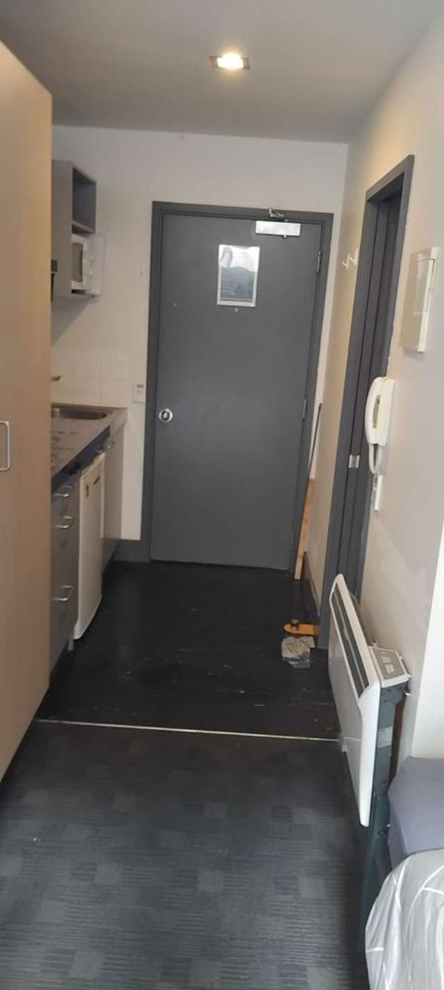 409/133 Beach Road Auckland Central_4